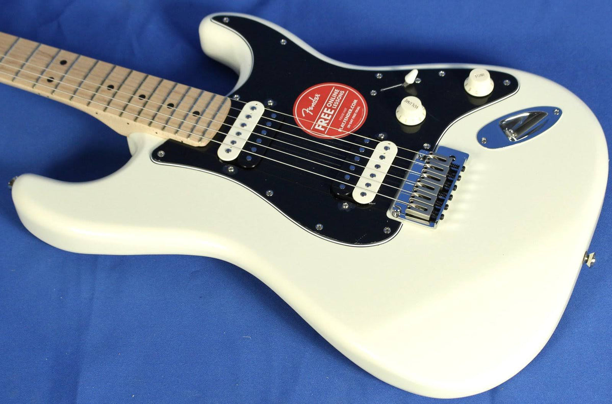 Pearl White Stratocaster HH Electric Guitar W32569