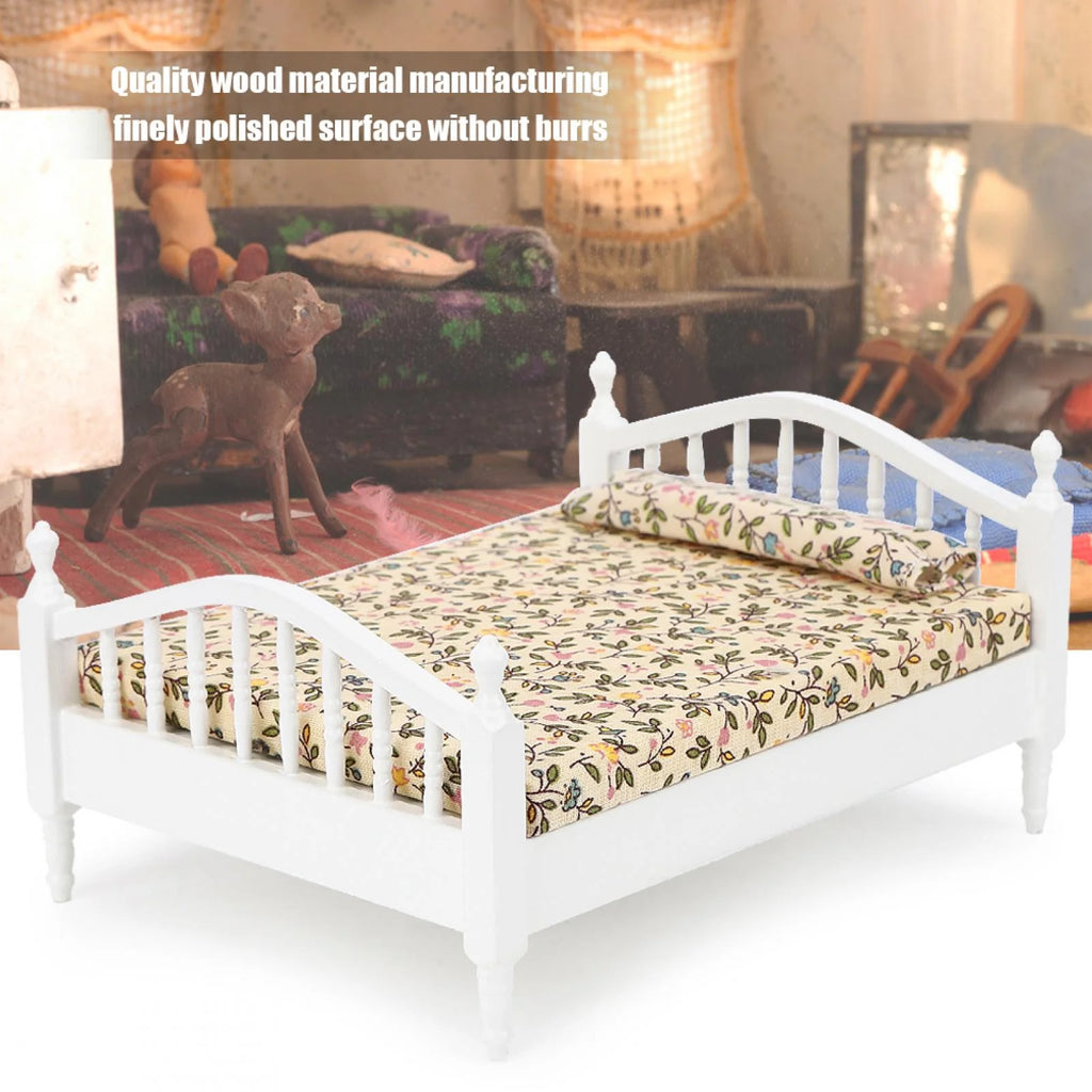 Miniature Dollhouse Bed O535425