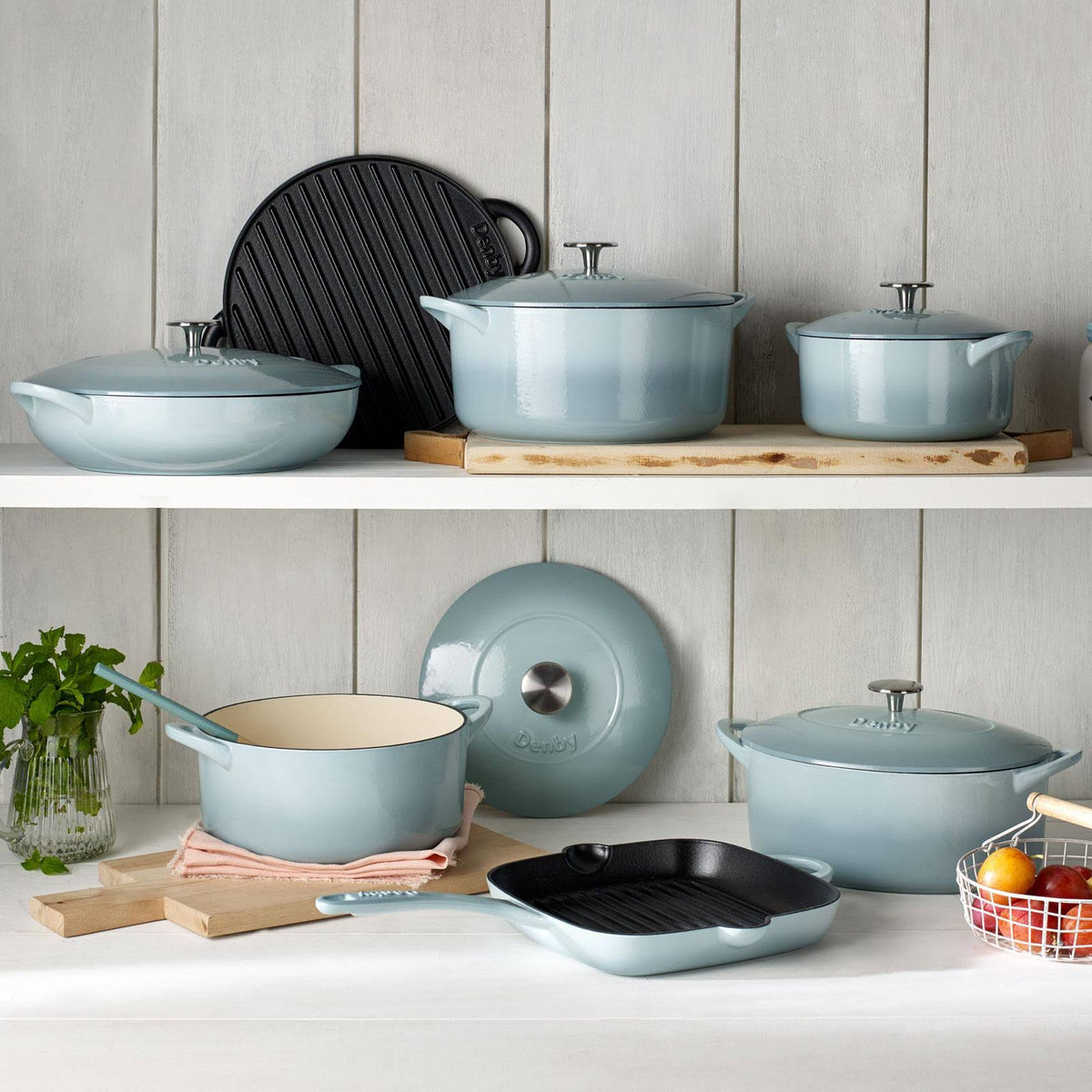 Cast Iron Round Casserole, 5.2 L N70938