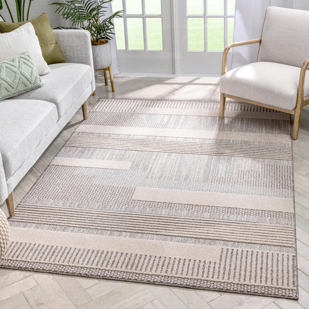 Beige Geometric Area Rug E77183