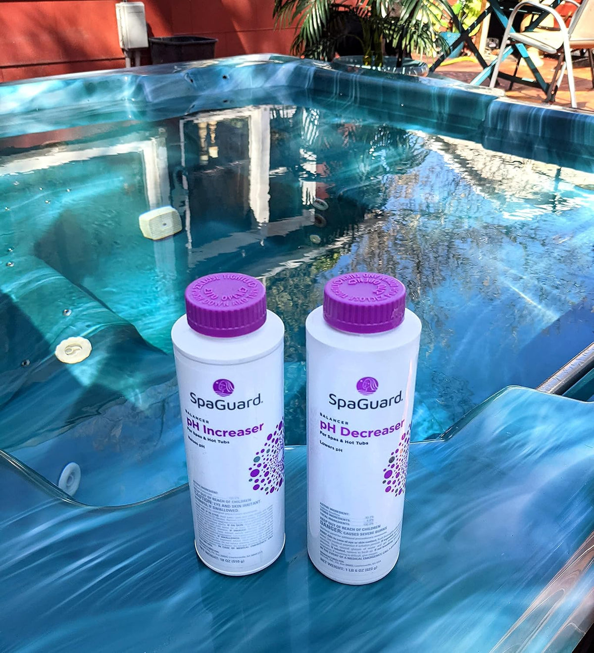 Spa and Hot Tub Chemical Balancer Maintenance Kit with Test Strips V4454