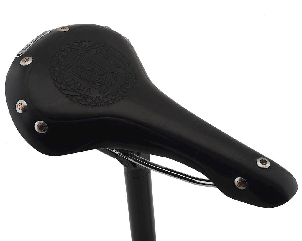 Black Saddle H8156