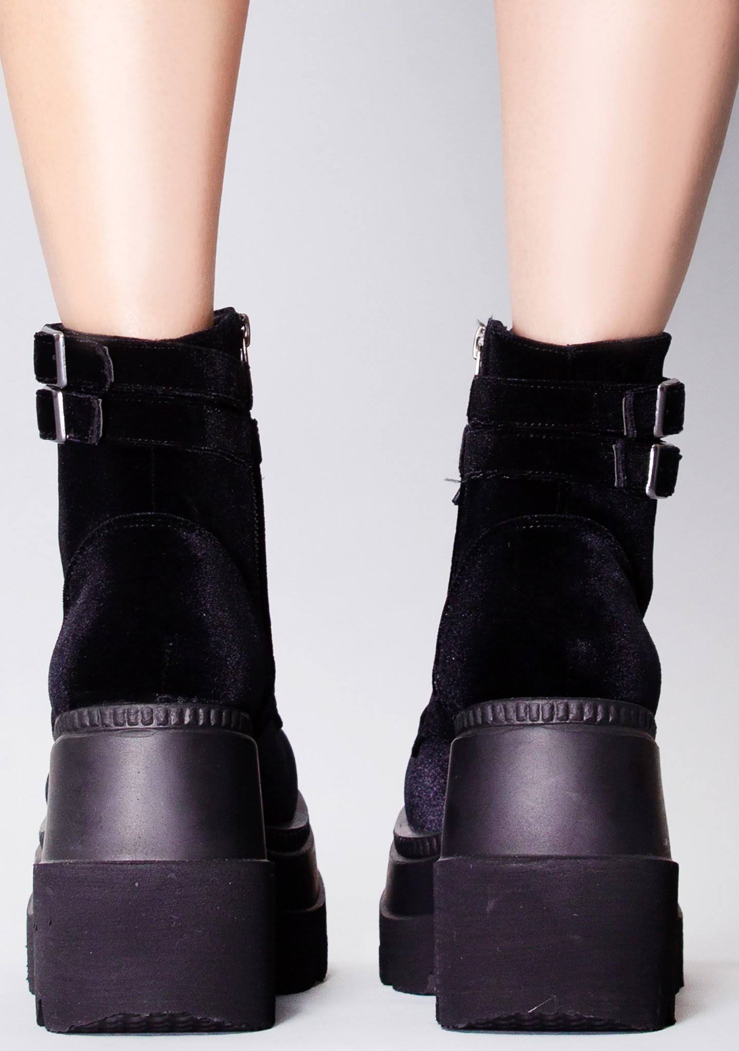 Black Velvet Shoes I27689
