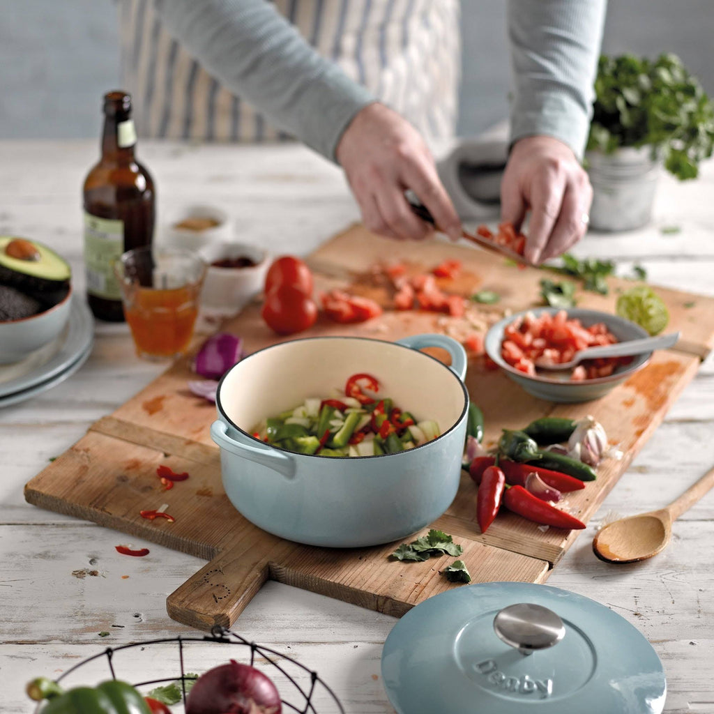 Cast Iron Round Casserole, 5.2 L N70938