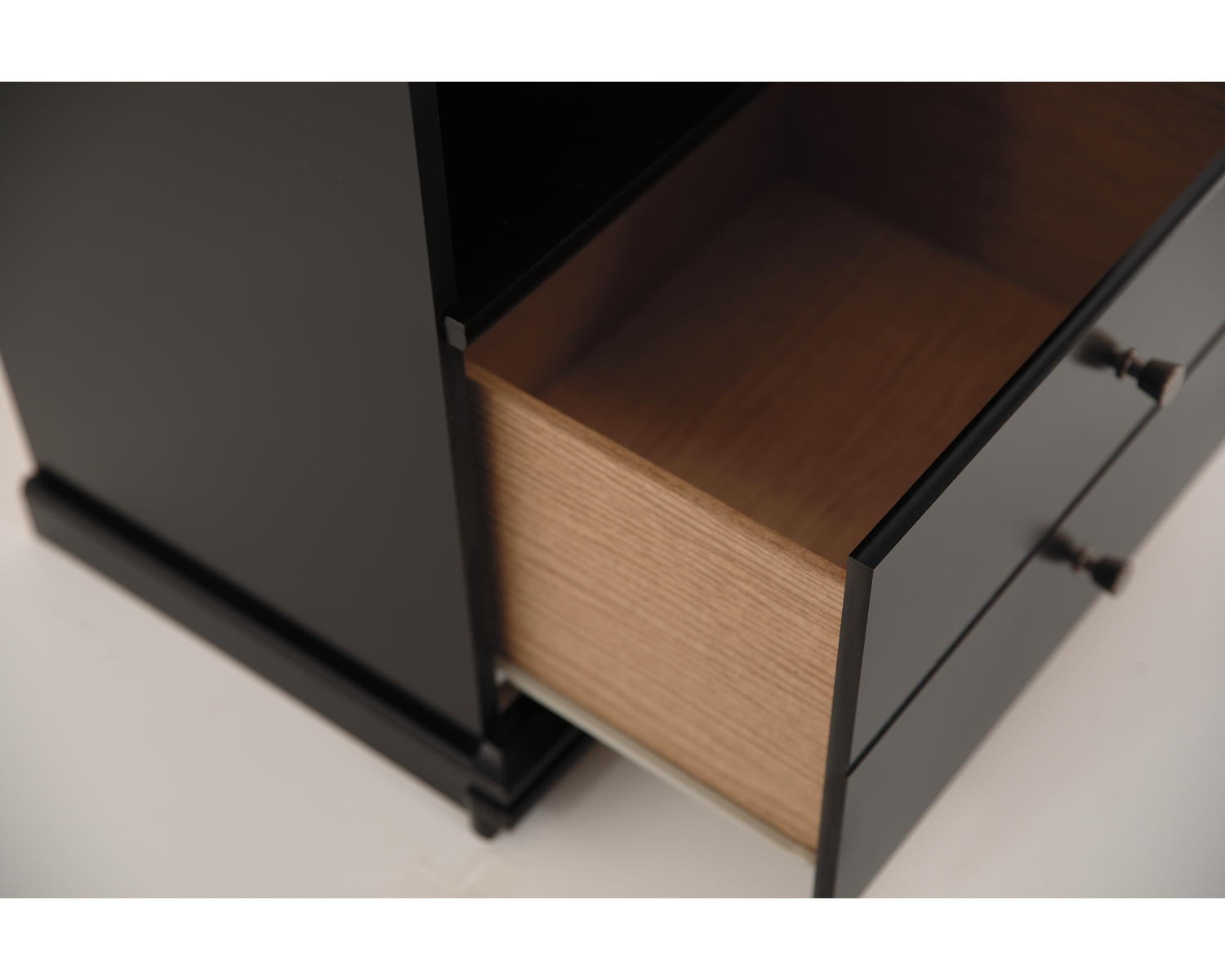 Black Nightstand Z982632