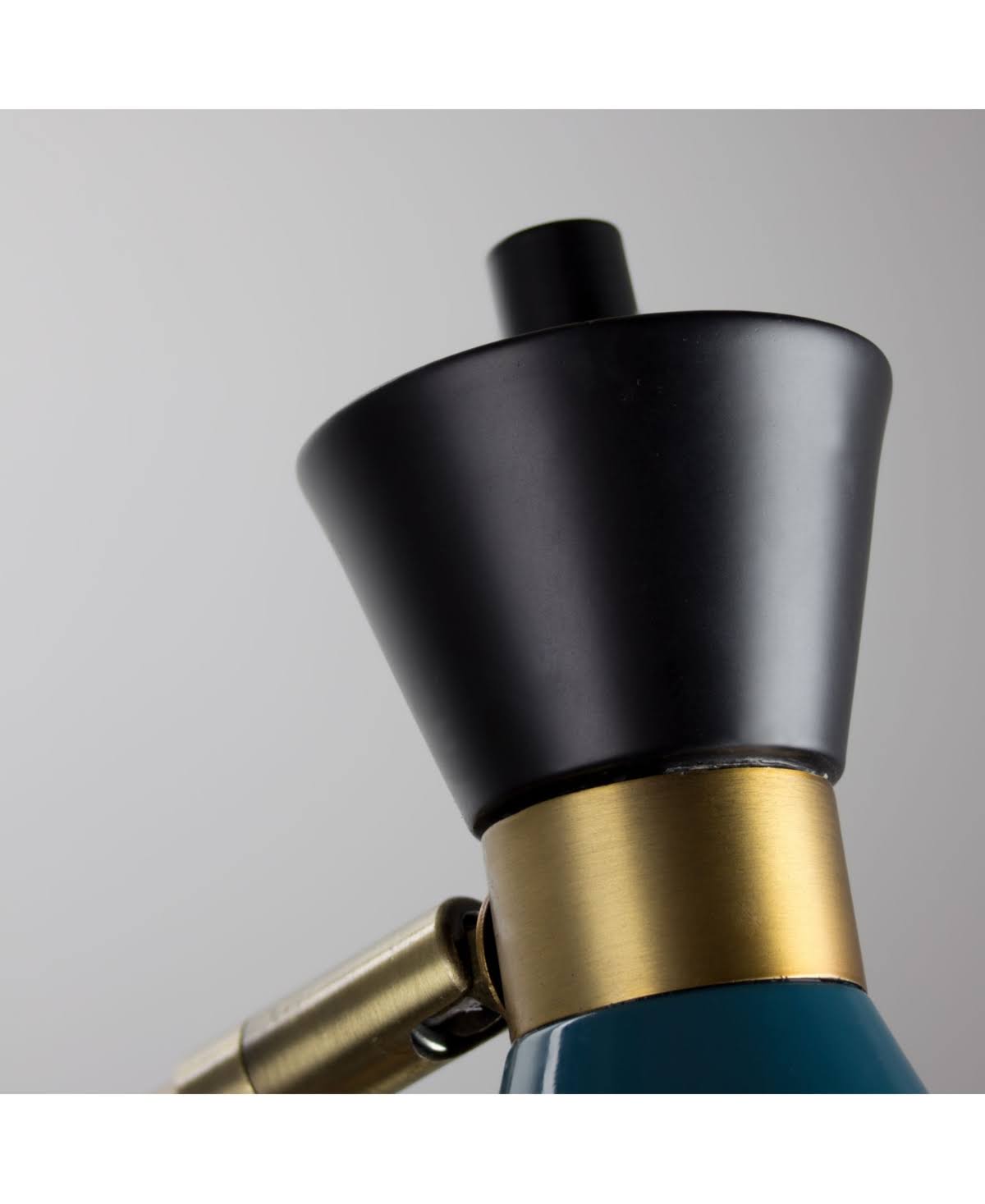 Metal Desk Lamp with USB Charger X208