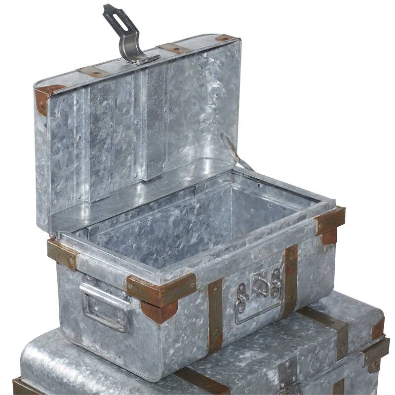 Silver Metal Farmhouse Storage Trunk (Set of 3) T209085