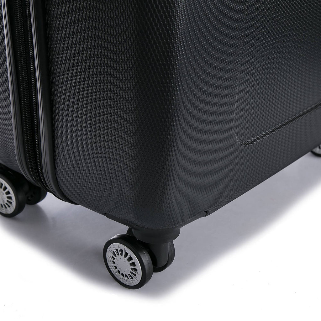 Black Lightweight Hardside Spinner Z95742