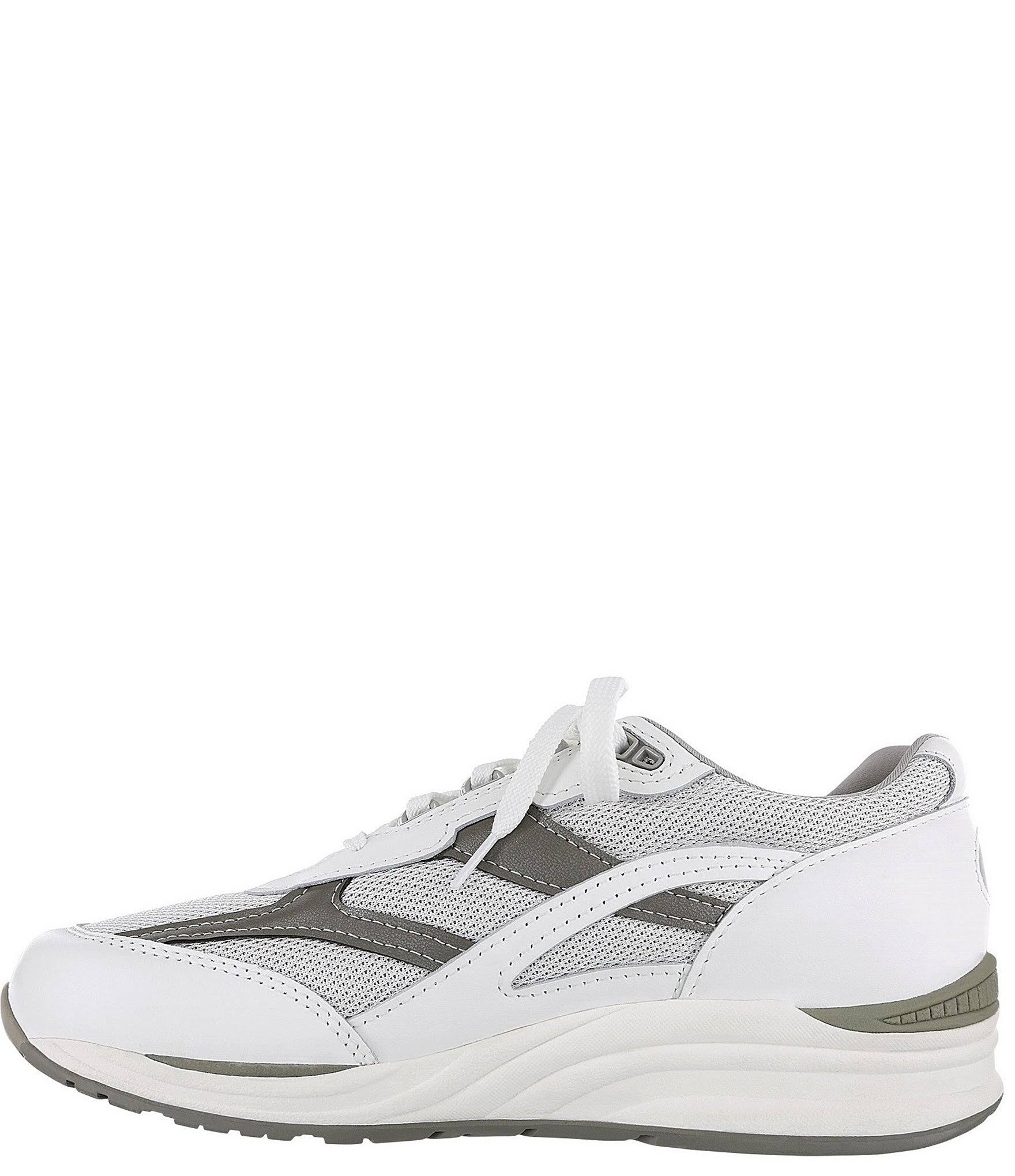 White 12.5 Narrow Mesh Shoes D844