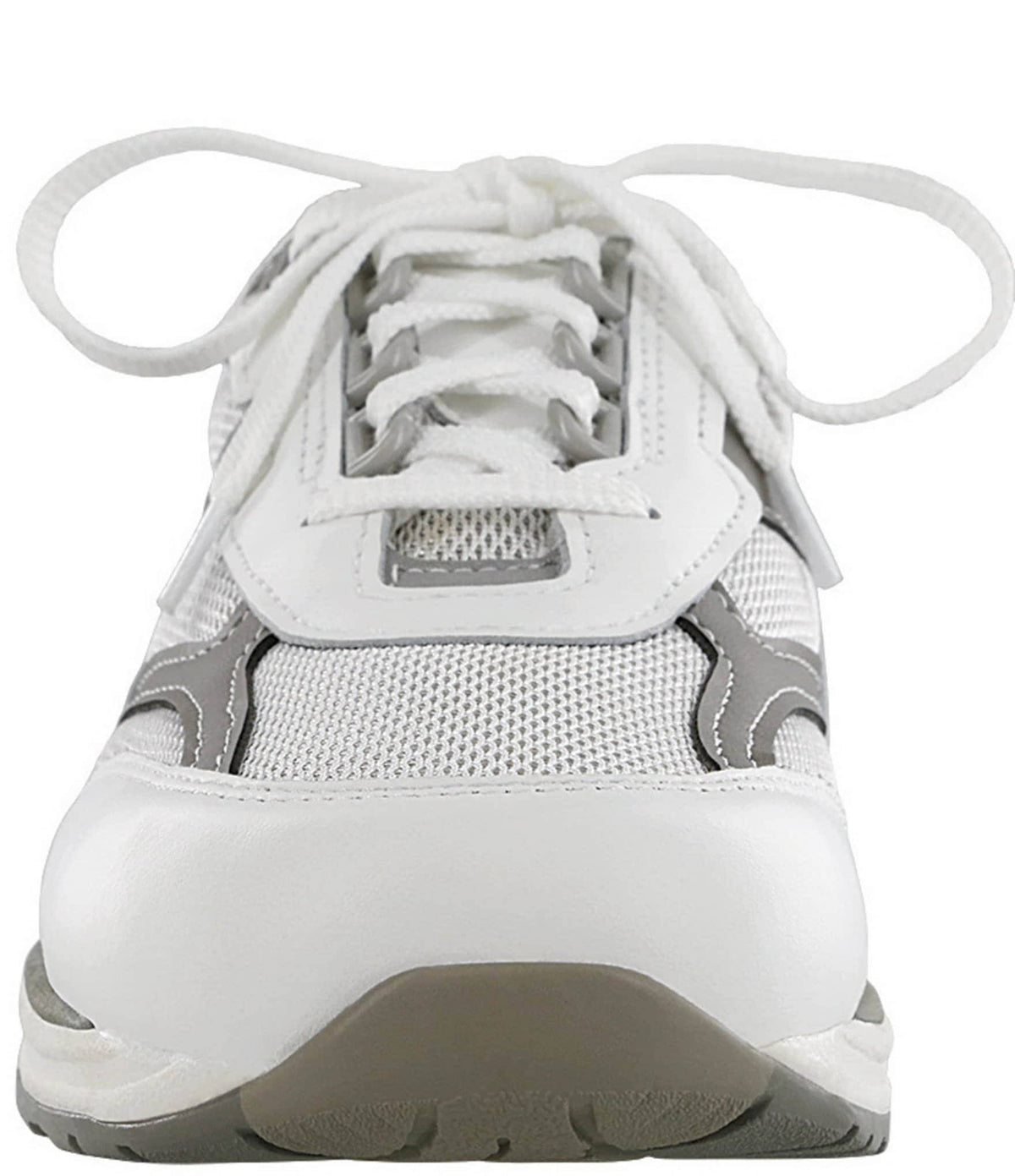 White 12.5 Narrow Mesh Shoes D844