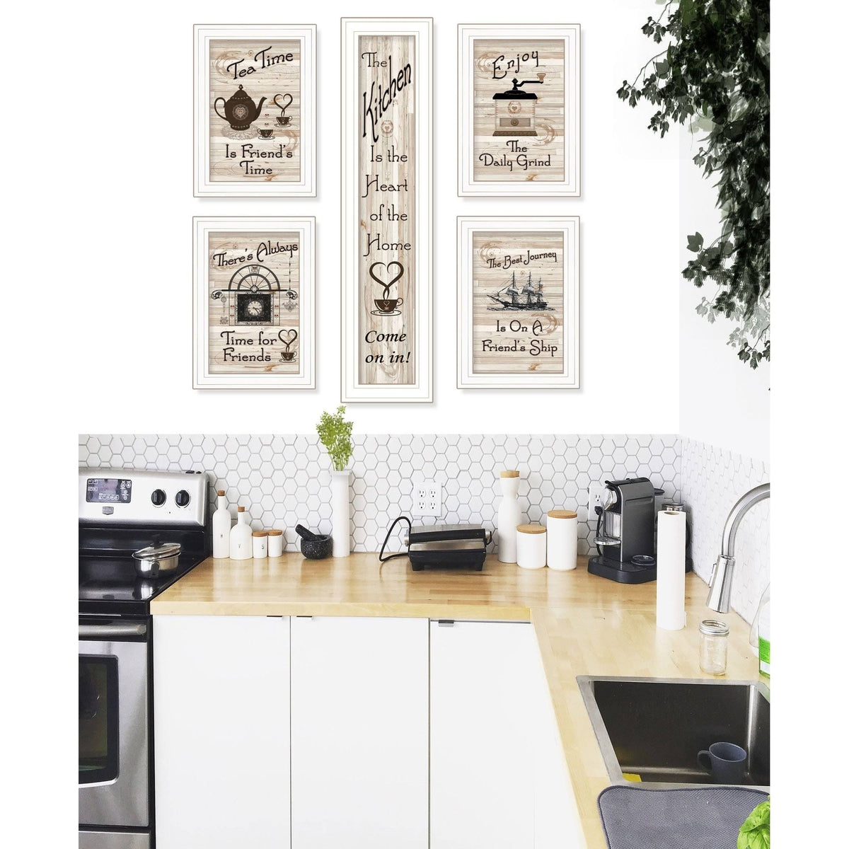 White Wood Frame 5-Piece Vignette J760961