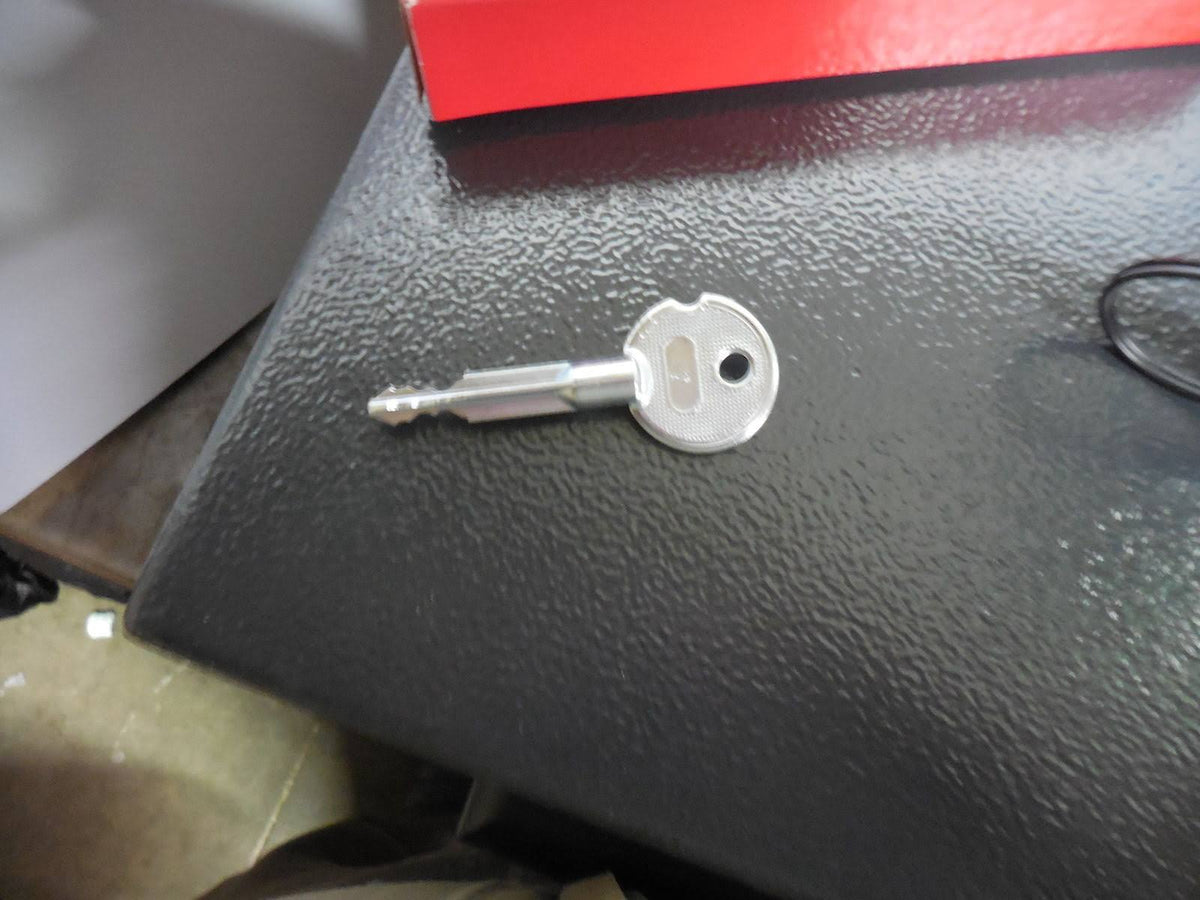 0.4 Cu. ft. Card Swipe Safe I257